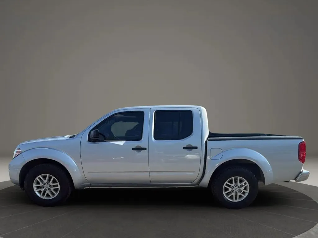 2019 Nissan Frontier Crew Cab SV photo 22