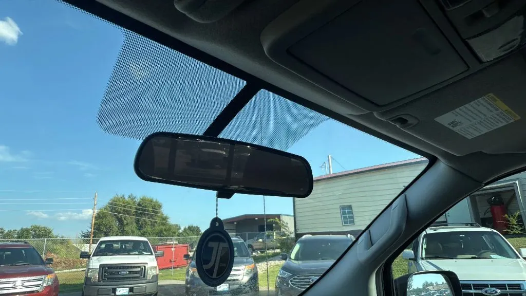 2019 Nissan Frontier Crew Cab SV photo 18