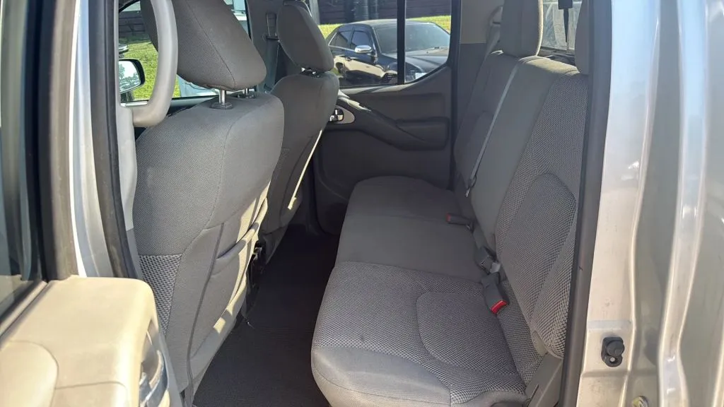 2019 Nissan Frontier Crew Cab SV photo 12