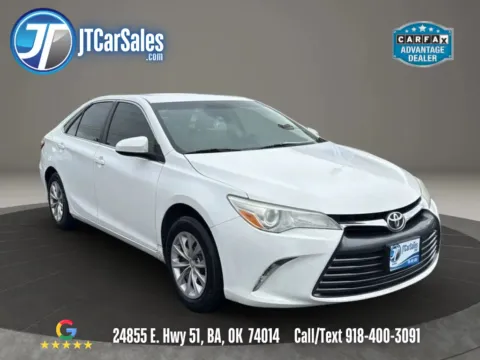 White 2016 Toyota Camry LE Sedan 4D for sale in Broken Arrow, OK