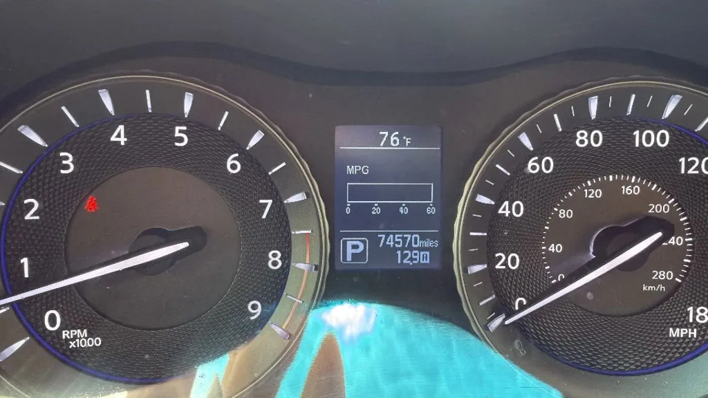 2017 Infiniti Q70 3.7 photo 28