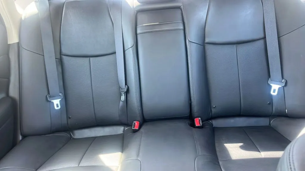 2017 Infiniti Q70 3.7 photo 21