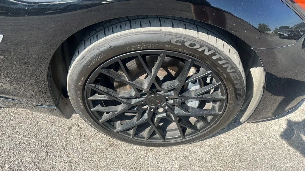 2017 Infiniti Q70 3.7 photo 37