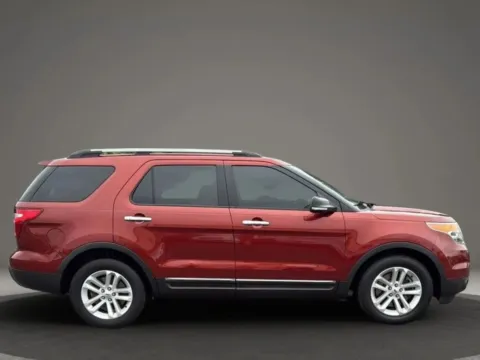 Another view of 2014 Ford Explorer XLT Sport Utility 4D for sale in Broken Arrow, OK at JT Wholesale Auto, Inc.