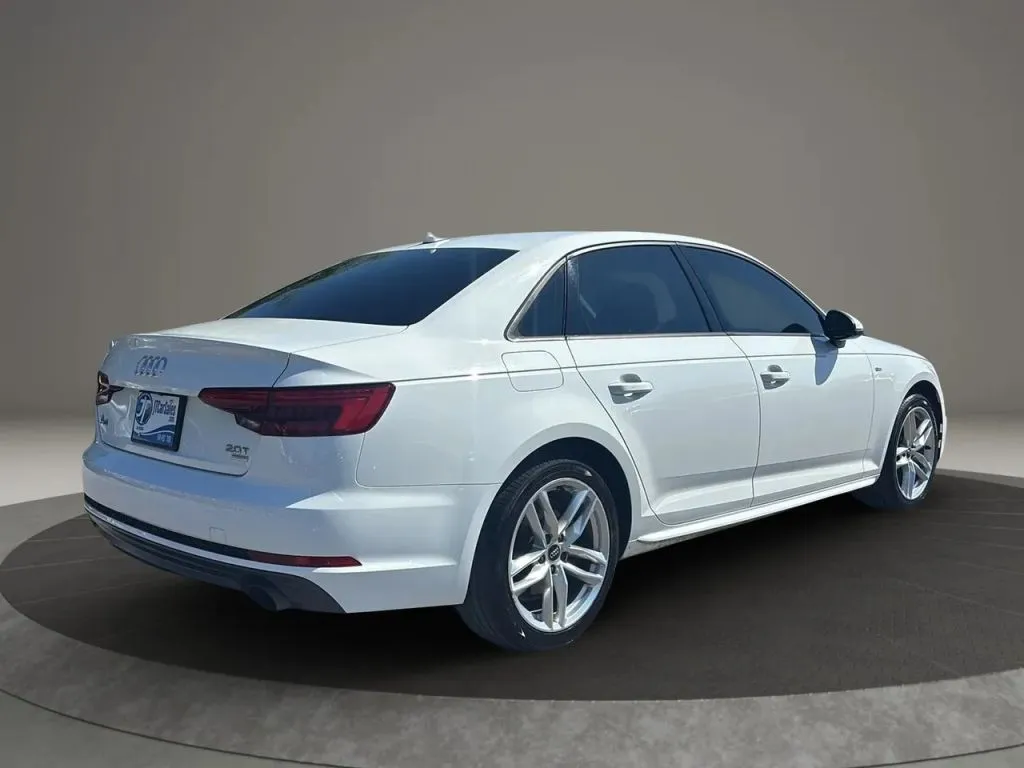 2017 Audi A4 Ultra Premium photo 11