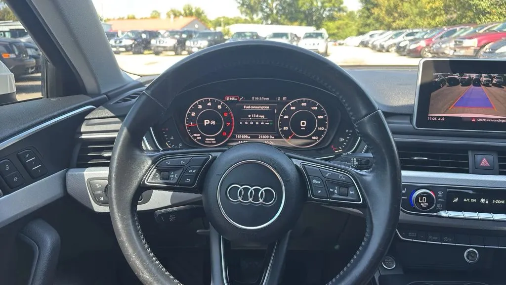 2017 Audi A4 Ultra Premium photo 3
