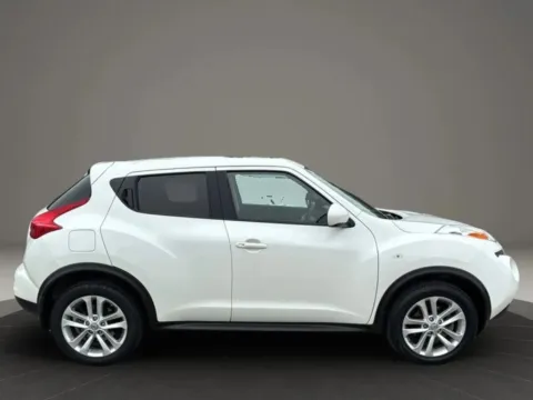 Another view of 2014 Nissan JUKE SV Sport Utility 4D for sale in Broken Arrow, OK at JT Wholesale Auto, Inc.