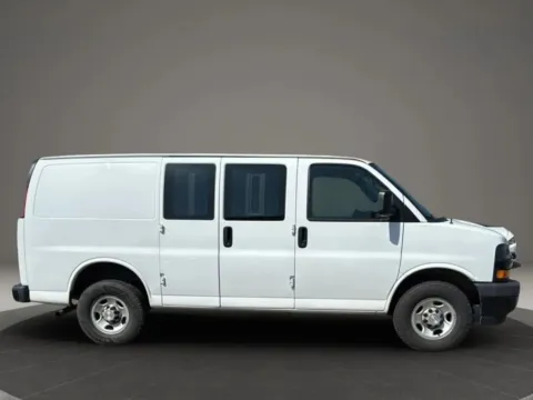 Another view of 2021 Chevrolet Express 2500 Cargo Regular Van 3D for sale in Broken Arrow, OK at JT Wholesale Auto, Inc.