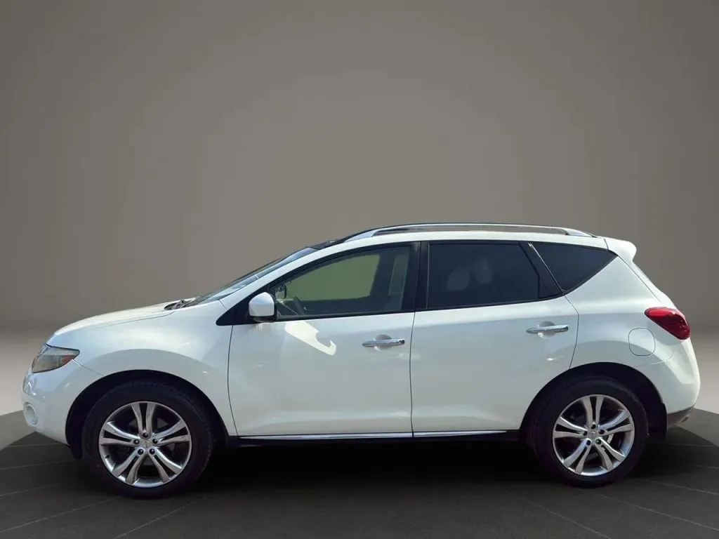2009 Nissan Murano LE photo 3