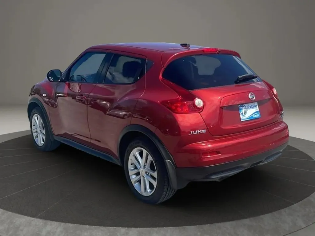 2012 Nissan Juke SV photo 13