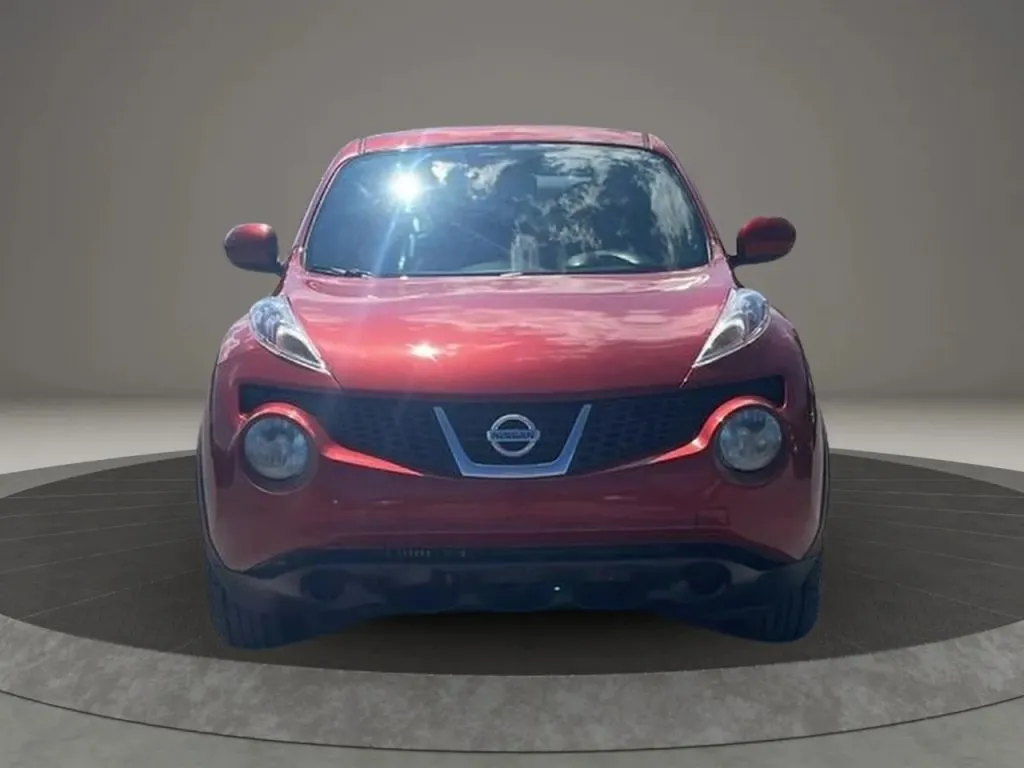 2012 Nissan Juke SV photo 14