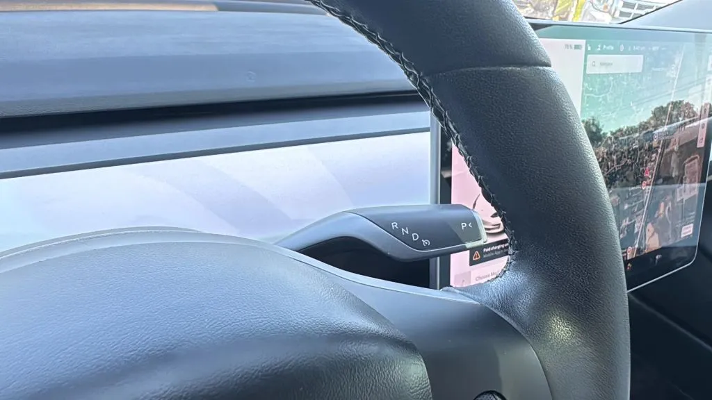 2020 Tesla Model 3 Standard Range Plus photo 11
