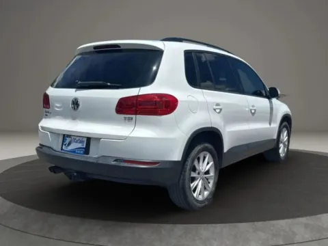 More photos of 2017 Volkswagen Tiguan Limited 2.0T Sport Utility 4D at JT Wholesale Auto, Inc., OK