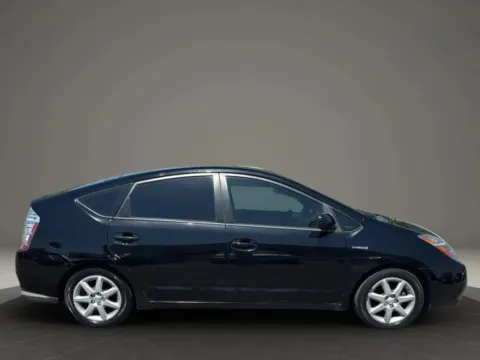 Photos of 2008 Toyota Prius Hatchback 4D for sale in Broken Arrow, OK at JT Wholesale Auto, Inc.