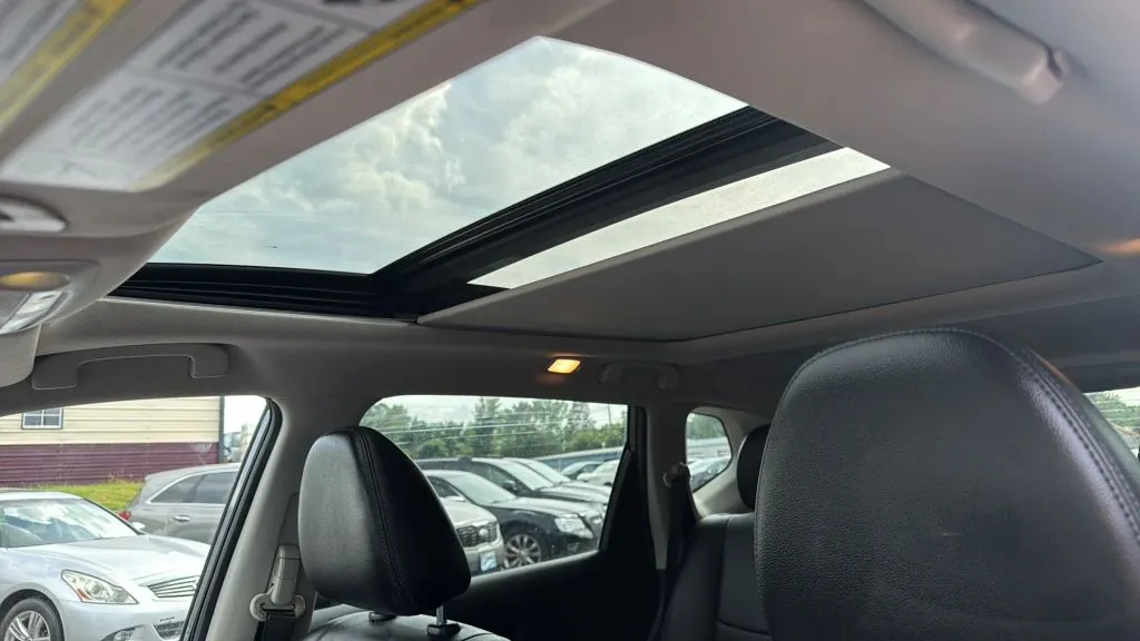 2020 Nissan Rogue SL photo 29
