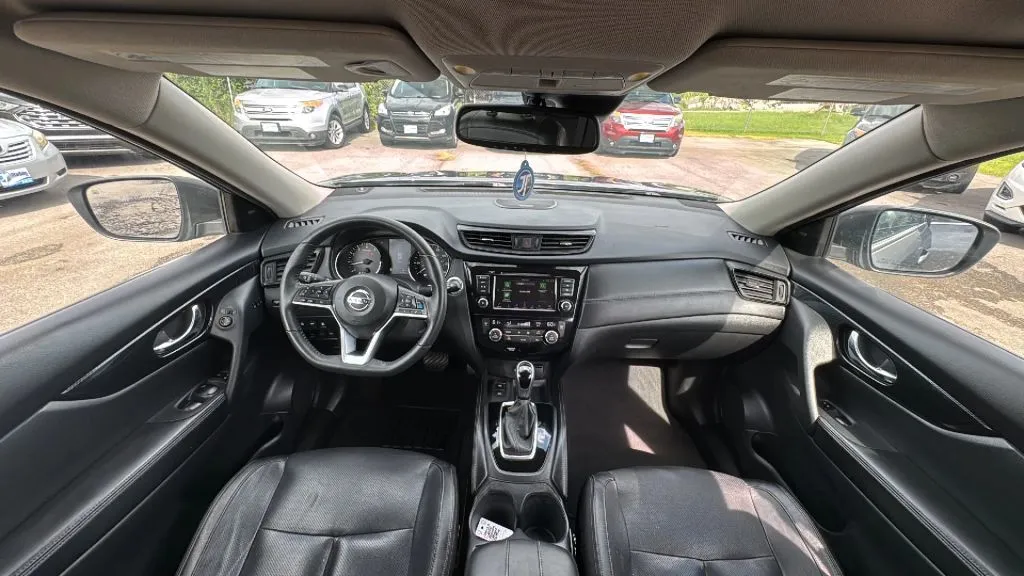 2020 Nissan Rogue SL photo 14