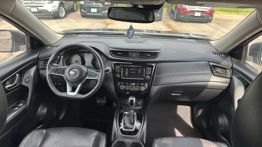 2020 Nissan Rogue SL photo 20