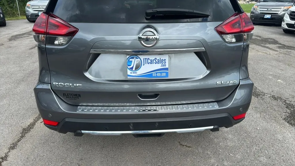 2020 Nissan Rogue SL photo 32