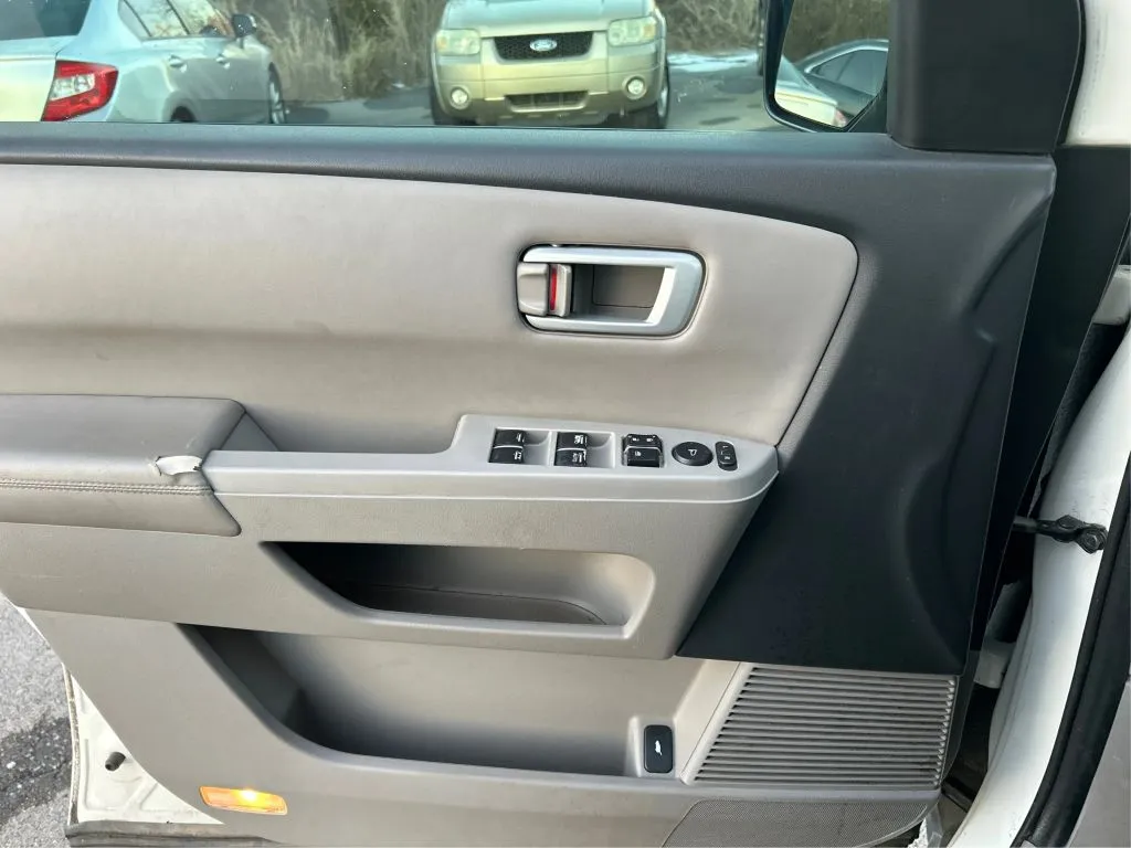 2015 Honda Pilot EX-L Sport photo 10