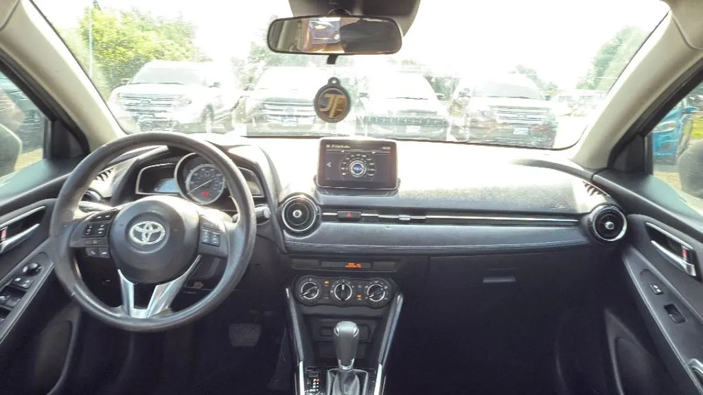 2018 Toyota Yaris iA photo 27