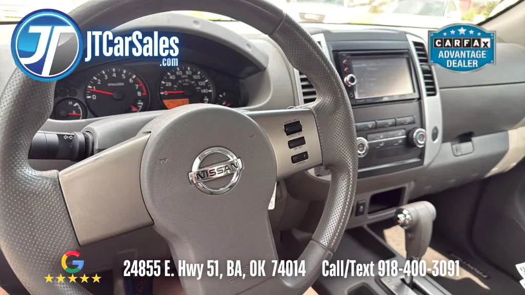 2012 Nissan Frontier Crew Cab SV photo 26