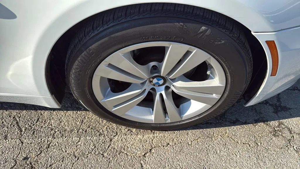 2009 Bmw 528i 5-series photo 25