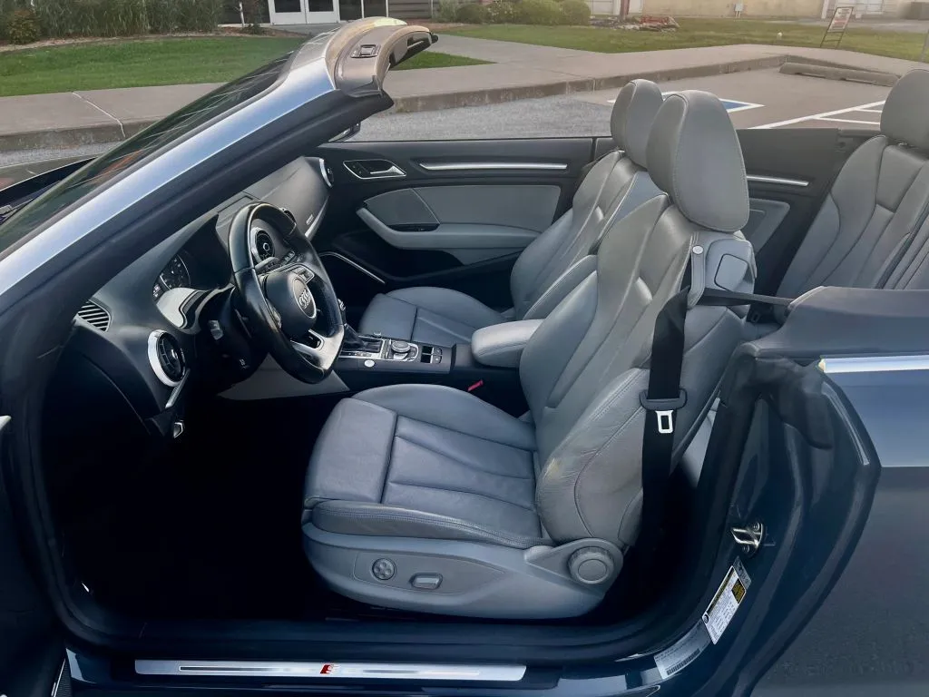 2017 Audi A3 Quattro Premium Plus photo 2