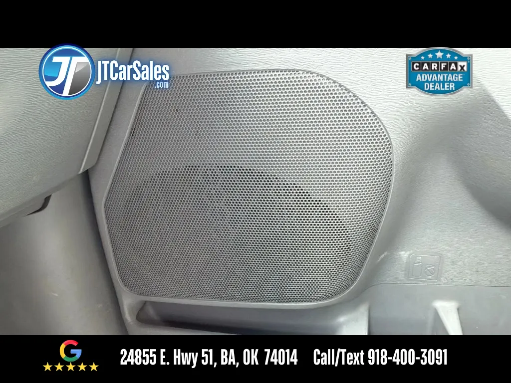 2014 Toyota Sienna LE photo 20