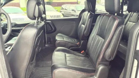 More photos of 2015 Dodge Grand Caravan Passenger R/T Minivan 4D at JT Wholesale Auto, Inc., OK