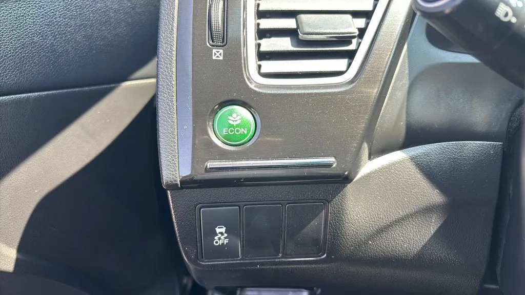 2015 Honda Civic SE photo 12