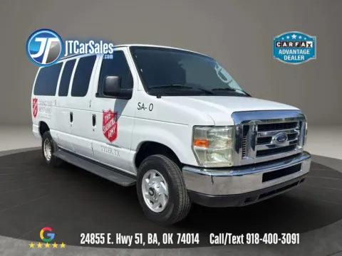 White 2009 Ford E350 Super Duty Passenger XLT Van 3D for sale in Broken Arrow, OK