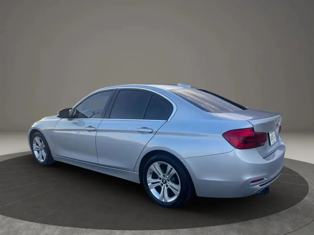 2017 Bmw 330i photo 3