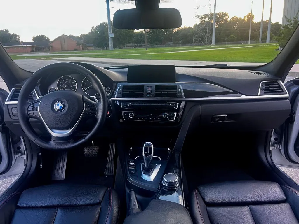 2017 Bmw 330i photo 4