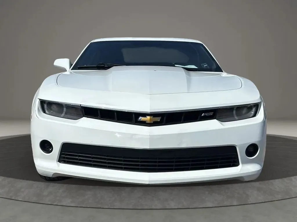 2014 Chevrolet Camaro Coupe photo 2