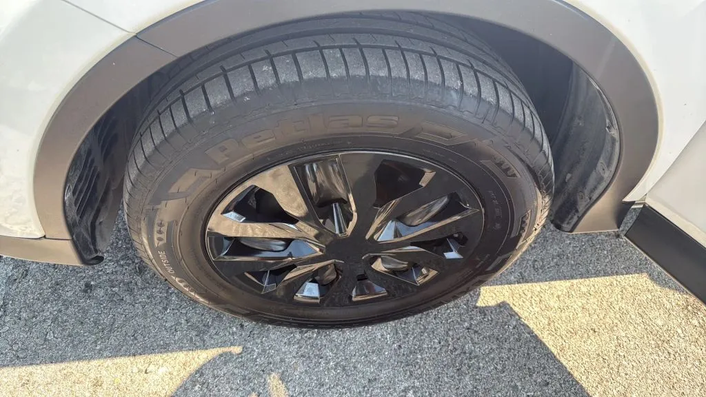 2013 Toyota RAV4 LE Sport photo 26