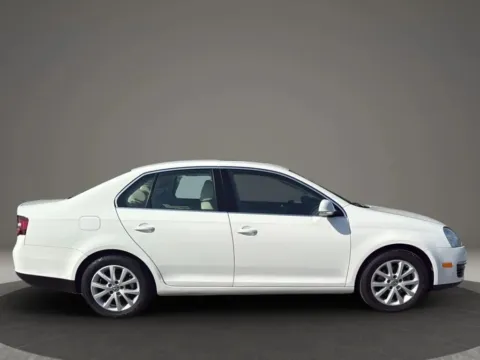 Another view of 2010 Volkswagen Jetta SEL Sedan 4D for sale in Broken Arrow, OK at JT Wholesale Auto, Inc.