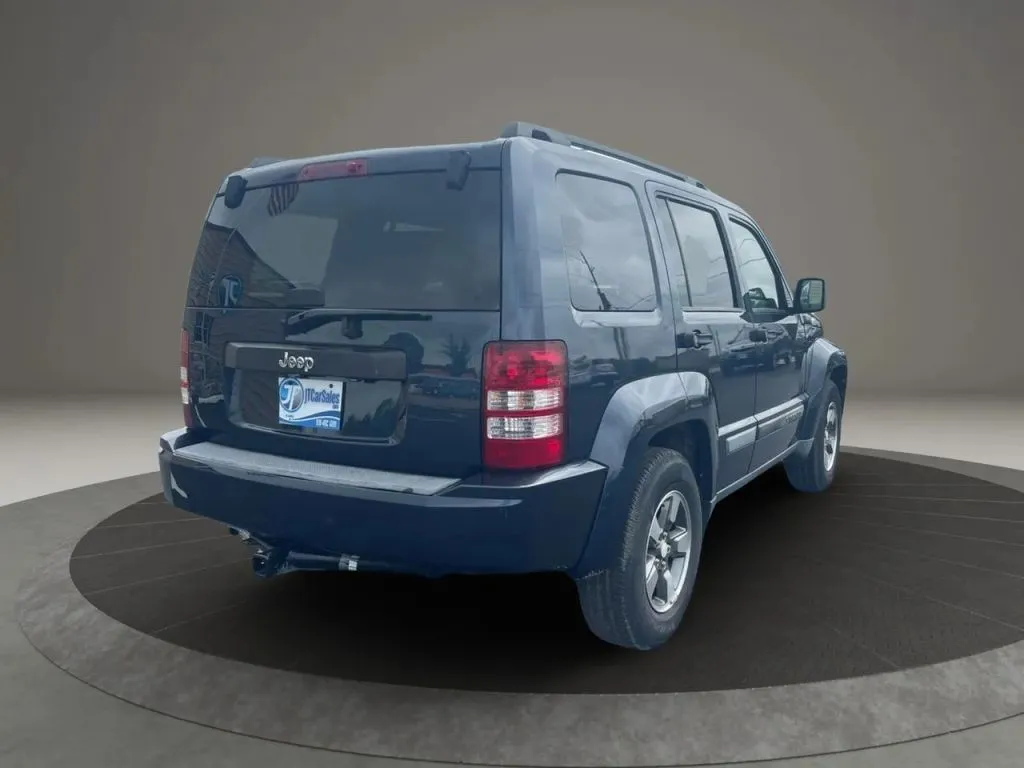 2008 Jeep Liberty Sport photo 3