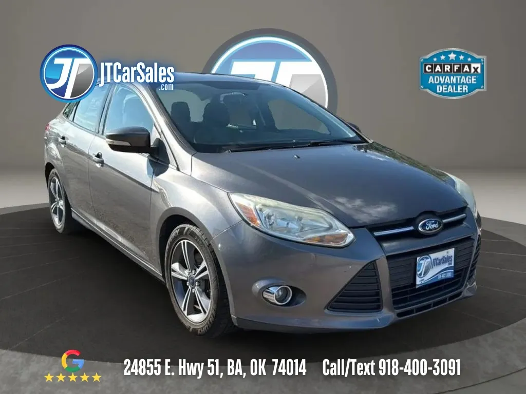 2014 Ford Focus Sedan SE's photo