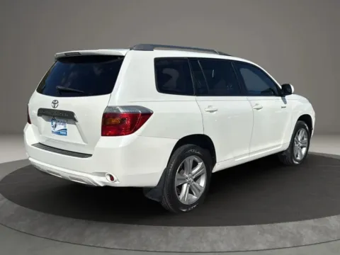 Another view of 2008 Toyota Highlander Sport SUV 4D for sale in Broken Arrow, OK at JT Wholesale Auto, Inc.