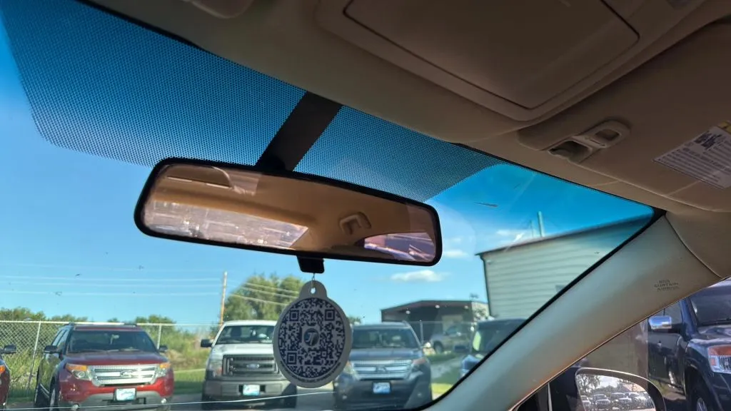 2016 Toyota Avalon XLE photo 15