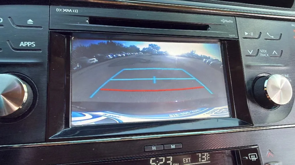 2016 Toyota Avalon XLE photo 20