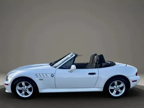 More photos of 2001 BMW Z3 2.5i Roadster 2D at JT Wholesale Auto, Inc., OK