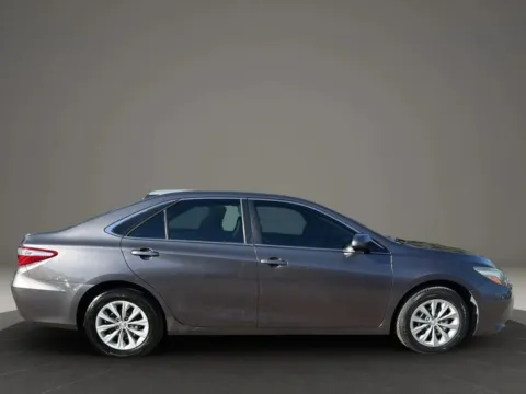 Another view of 2015 Toyota Camry SE Sedan 4D for sale in Broken Arrow, OK at JT Wholesale Auto, Inc.