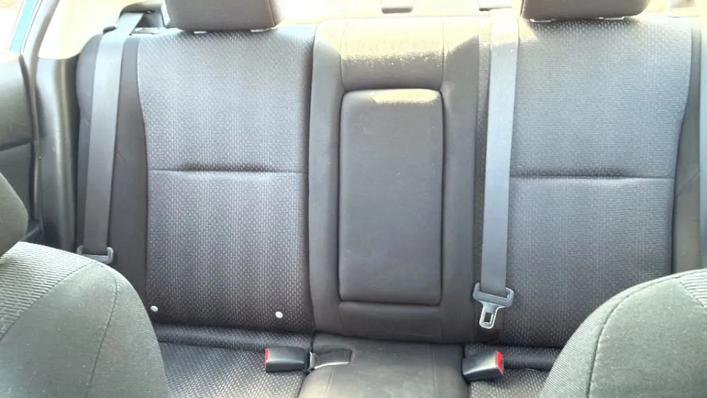 2010 Mazda Mazda3 i Sport Sedan photo 20