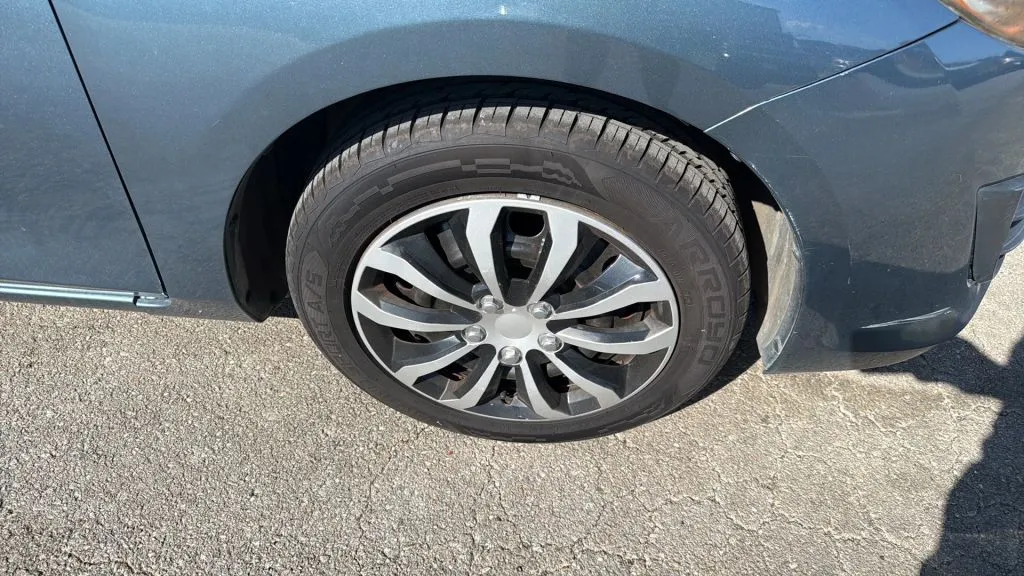 2010 Mazda Mazda3 i Sport Sedan photo 7