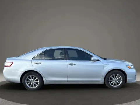 Another view of 2011 Toyota Camry Hybrid Sedan 4D for sale in Broken Arrow, OK at JT Wholesale Auto, Inc.