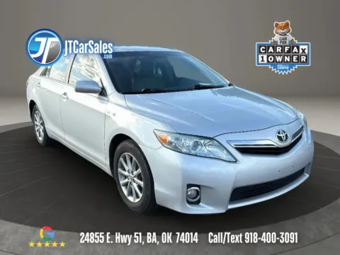 Silver 2011 Toyota Camry Hybrid Sedan 4D for sale in Broken Arrow, OK