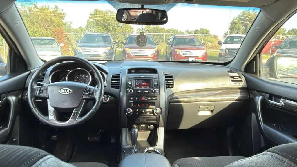 2012 Kia Sorento EX photo 23