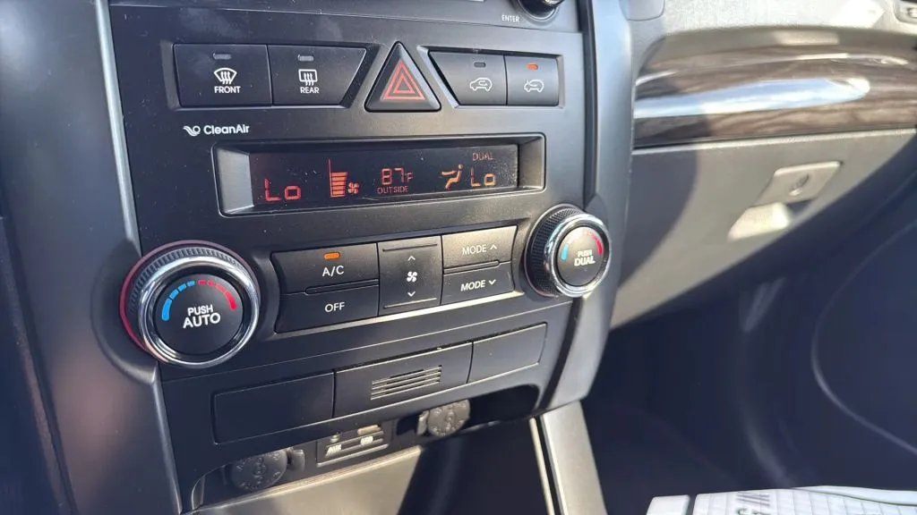 2012 Kia Sorento EX photo 13
