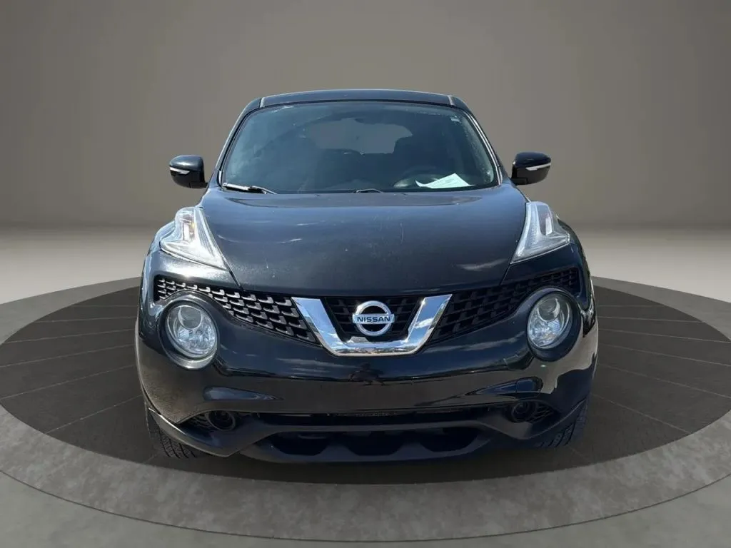 2016 Nissan Juke S photo 4